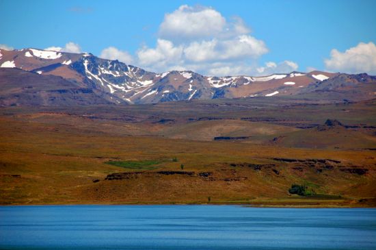 "` Laguna Blanca`" de Jorge A. Cceres