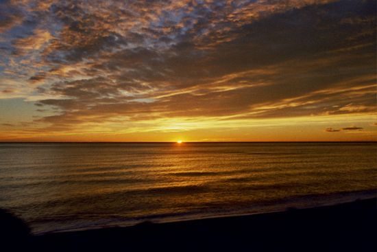 "Amanece en Caleta Olivia" de Stella Maris Kippke