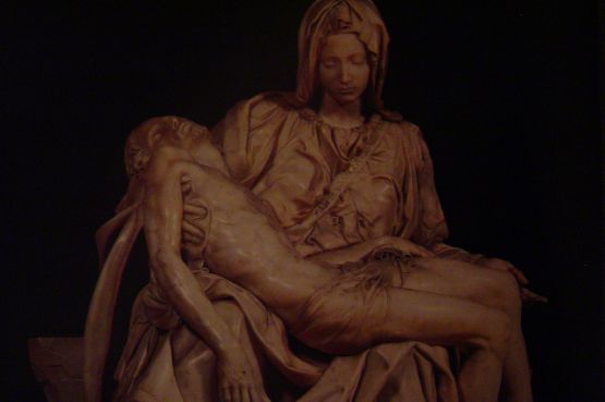 "La piedad" de Csar Manrique