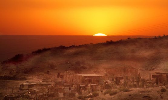 "Atardecer en la villa" de Jorge A. Cceres