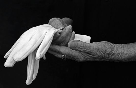 "Lenguaje de manos" de Marcela Franichevich