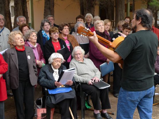 "Primeras fotos del encuentro en Neuquen" de Becquer Casaballe