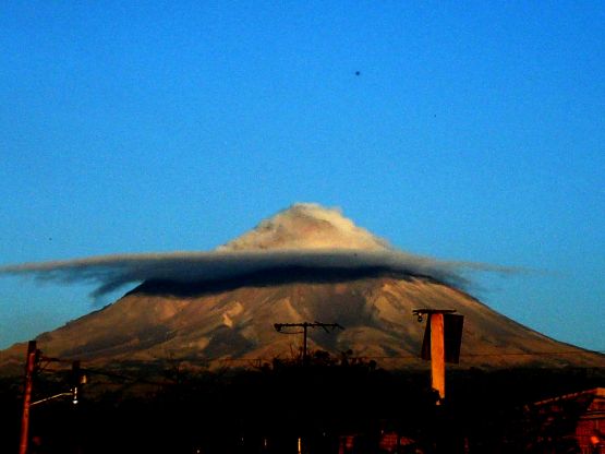 "Exhalacin del Popocatepetl" de Alma Delia Franco Cacho