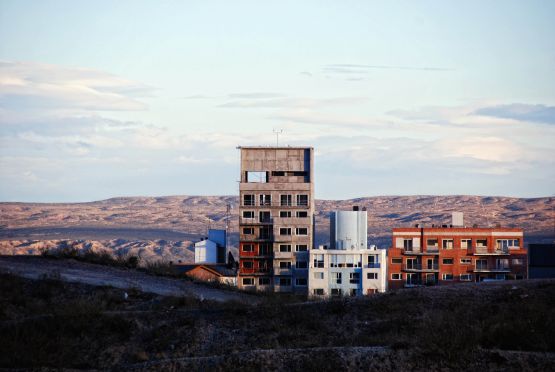 "`De la nada`" de Jorge A. Cceres