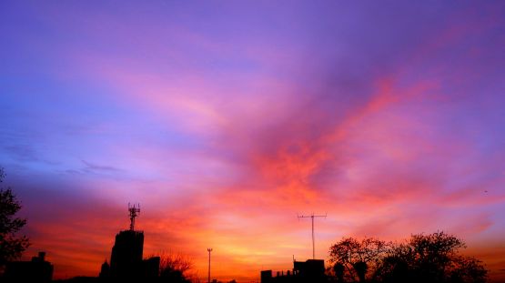 "amanece en mi ciudad .." de Noemi Gomez