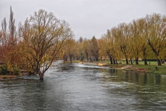 "dia d lluvia ll" de Jorge A. Cceres