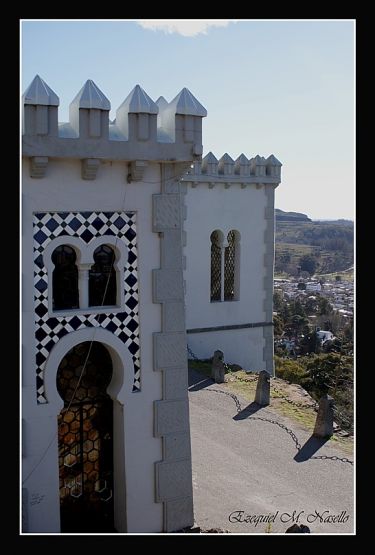 "castillos en el aire" de Ezequiel M. Nasello