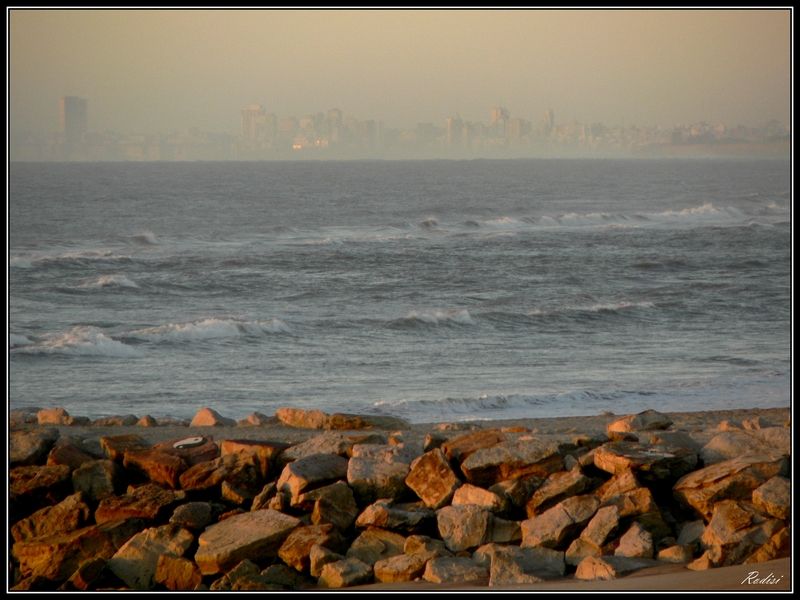 "Mar del Plata a la vista..." de Roberto Di Siervi