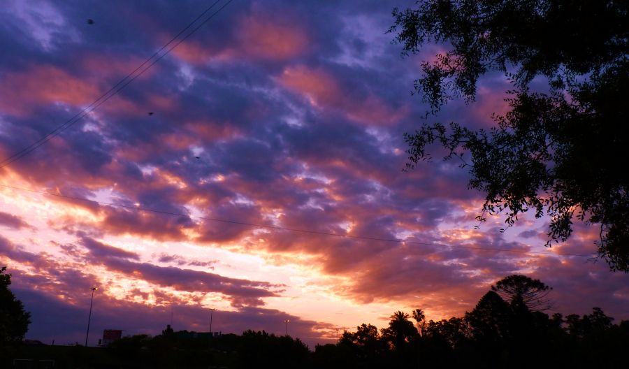 "atrayente atardecer" de Noemi Gomez