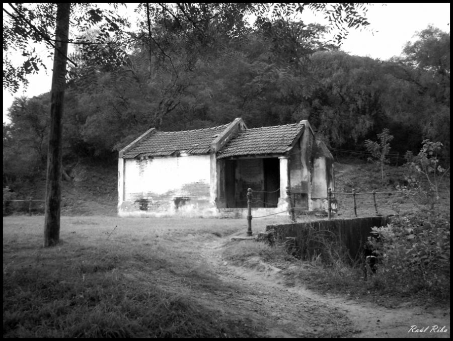 "casa abandonada" de Ral Riba