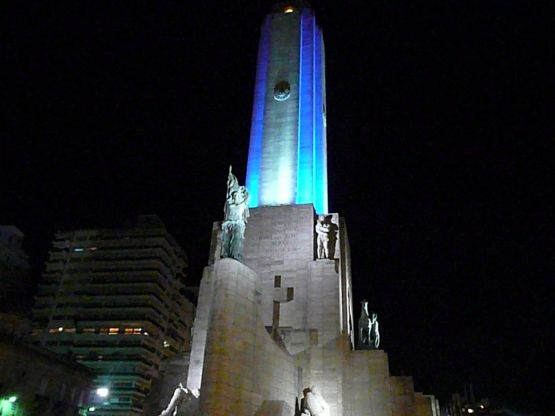 "de noche en la ciudad" de Norma Aibe