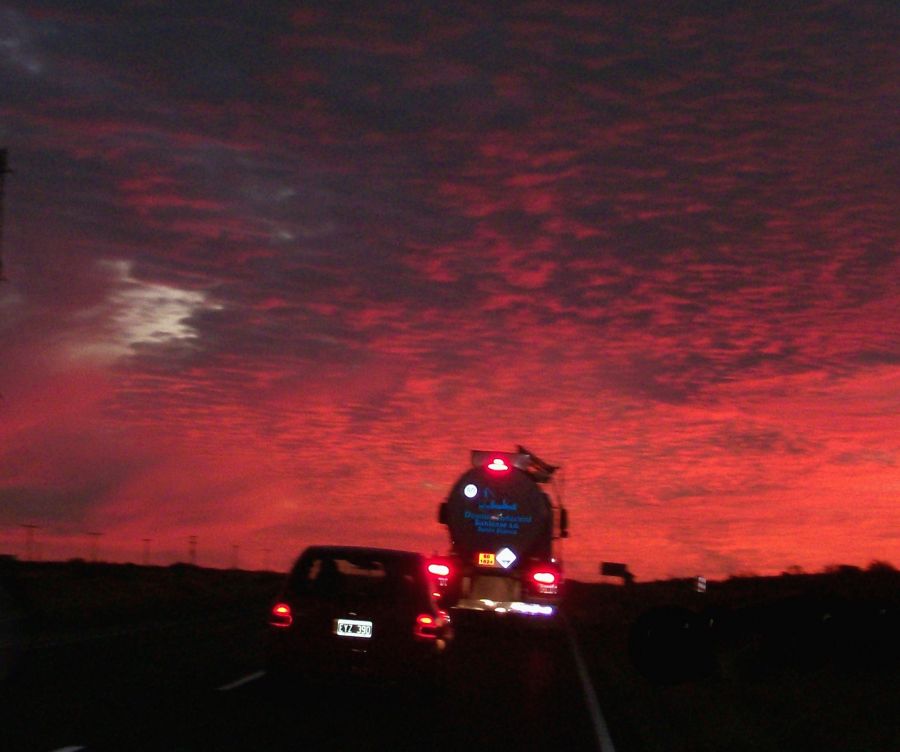 "atardecer furioso" de Noemi Gomez