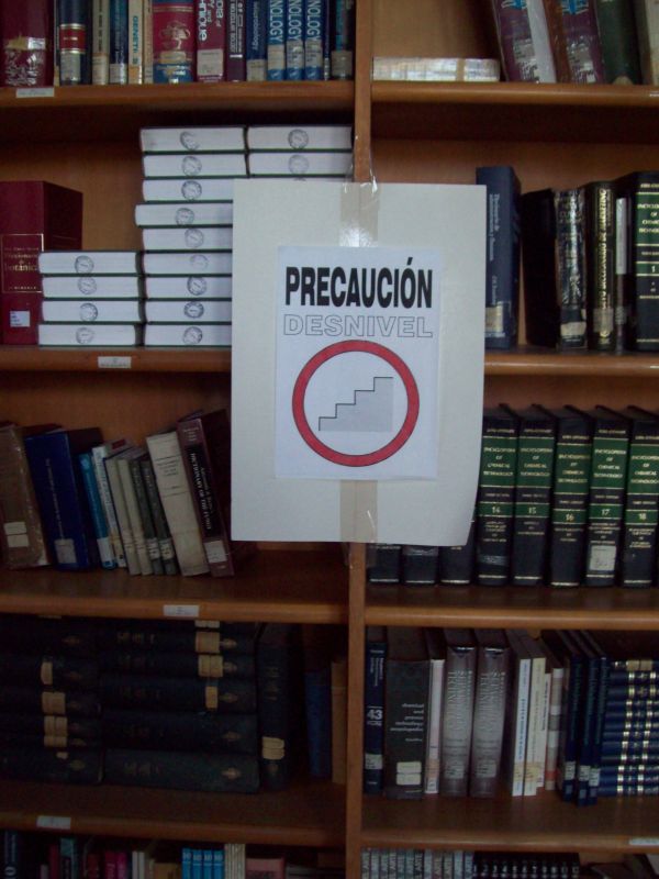 "precaucion,,,," de Patricia Alejandra Gonzalez