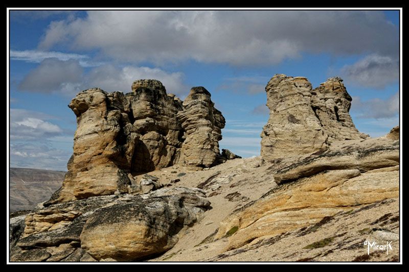 "laberinto de piedras-Calafate" de Mirta Steinberg