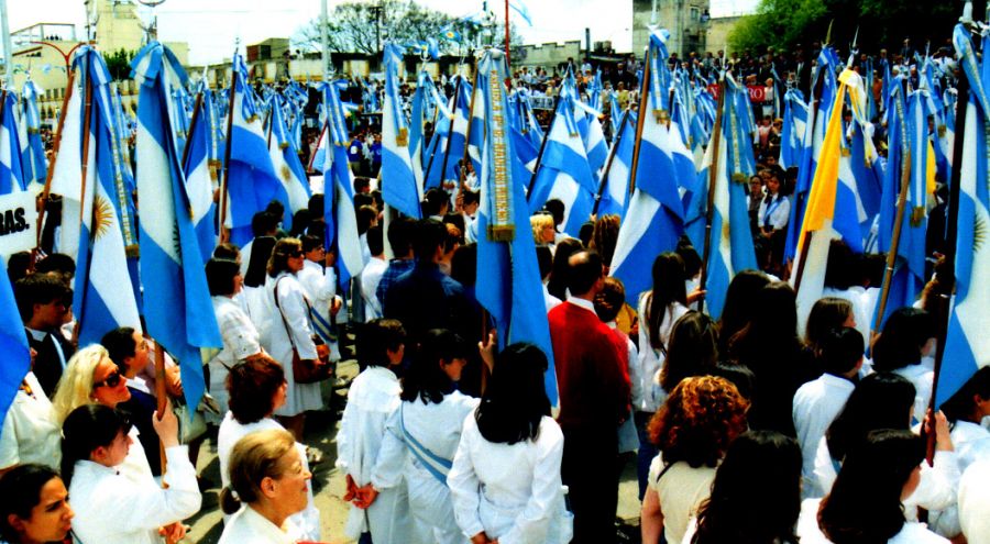 "Banderazo por la educacin" de Carlos Rango