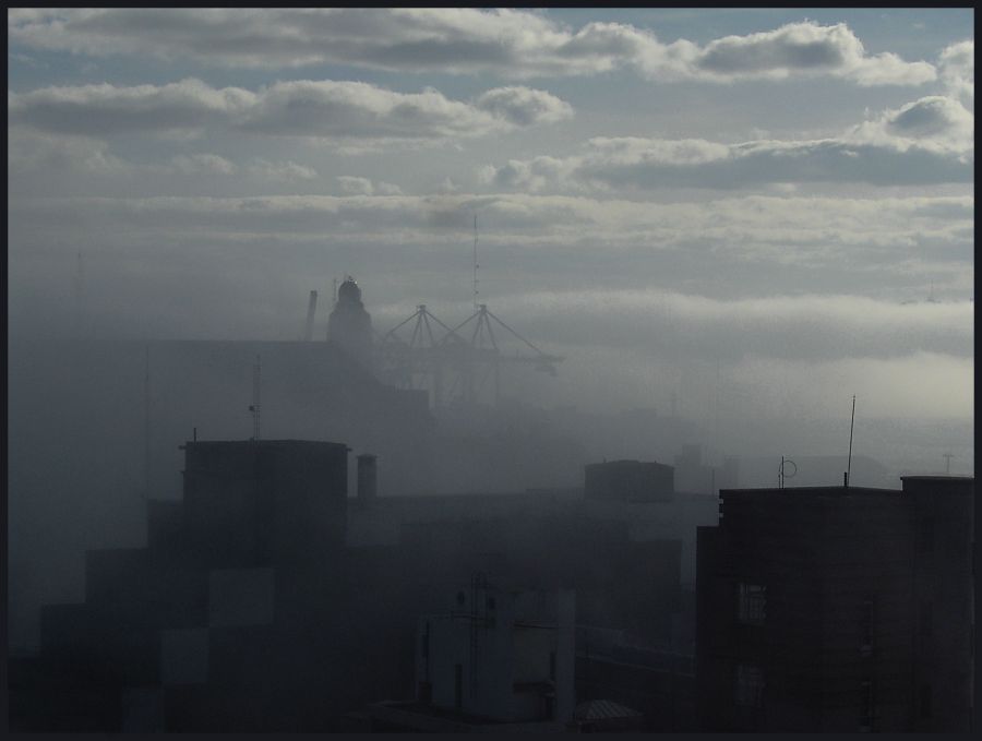 "Niebla 4 (c)" de Arturo Rey