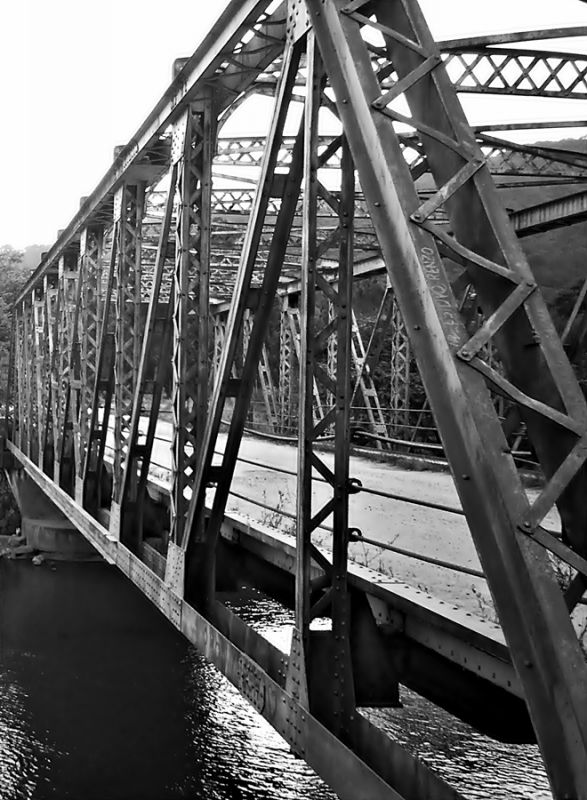 "puente de hierro" de Ral Riba