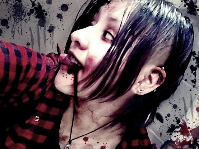 "Zombie Girl" de Yenhy Flores