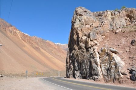 "CENTINELAS DE PIEDRA" de Jose Alberto Vicente