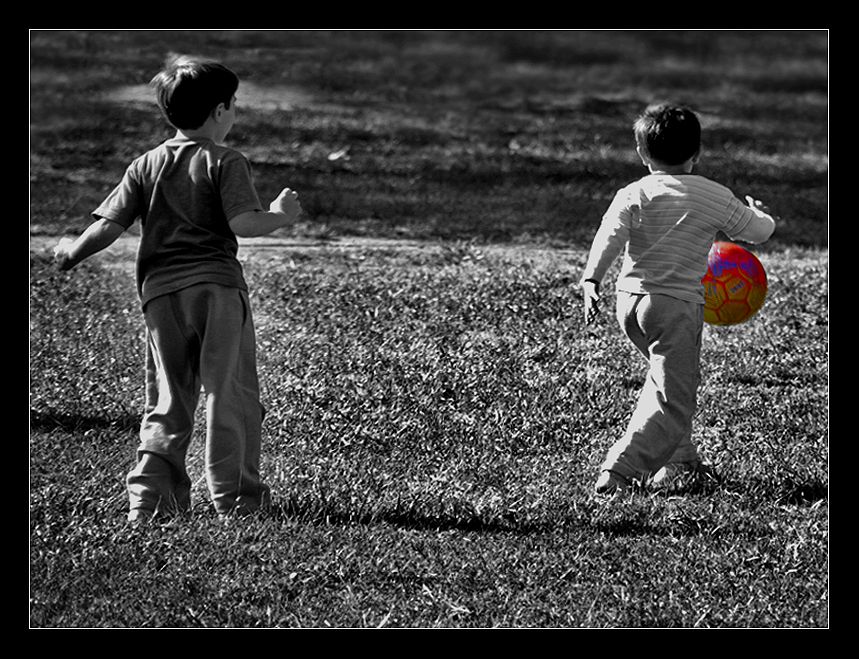 "Tras la pelota" de Eli - Elisabet Ferrari