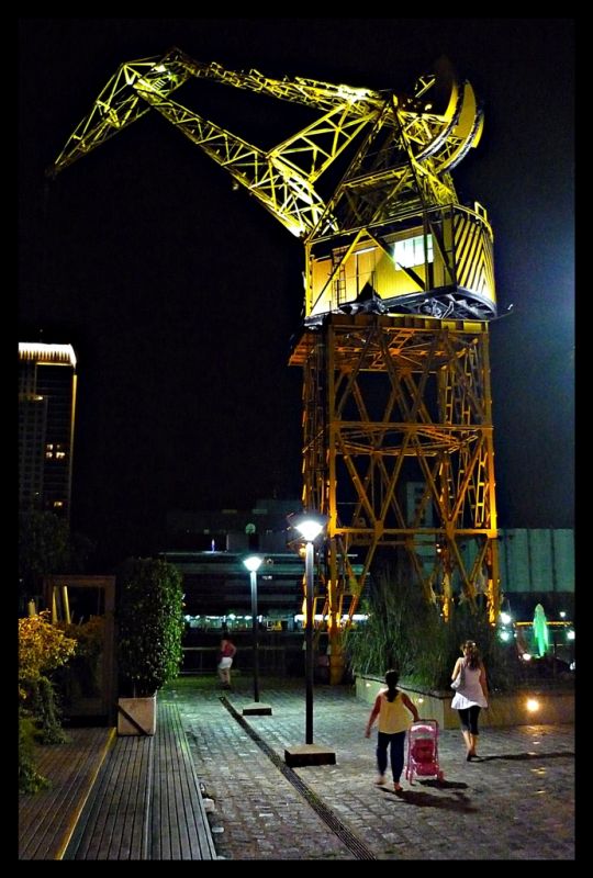 "Paseo Nocturno" de Alberto Elizalde