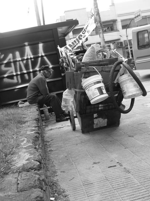 "pobreza en las calles" de Tatiana Andrea Quiroga Meza