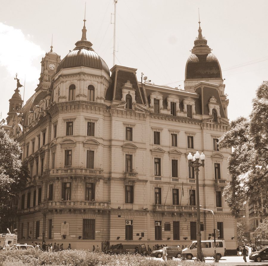 "Casa de Gobierno de la Ciudad" de Mabel Santoro
