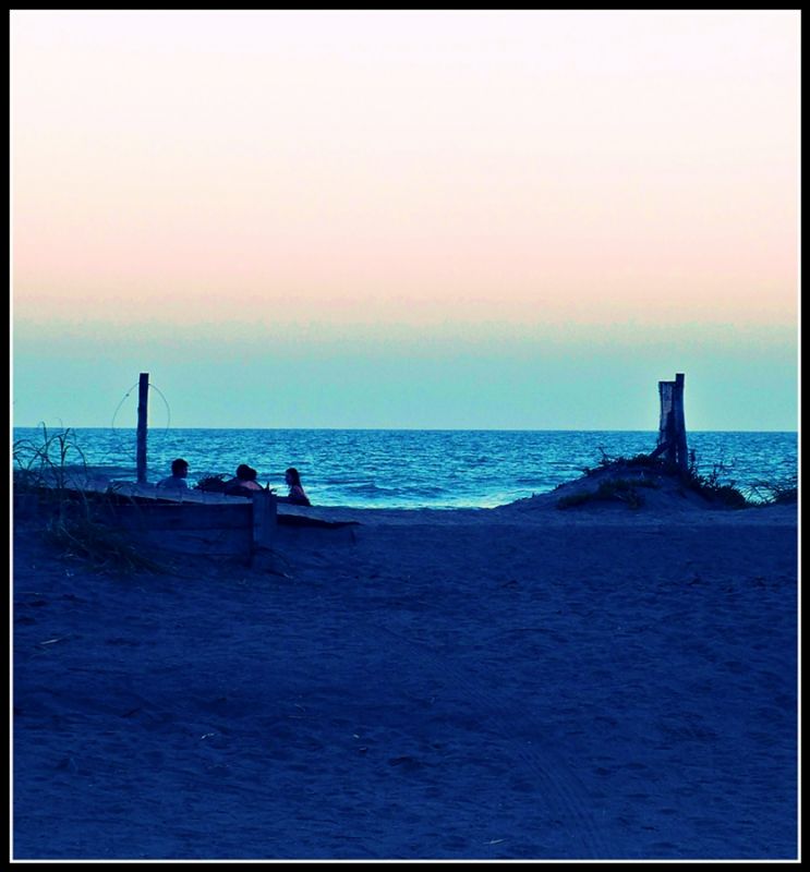 "junto al mar" de Ral Riba