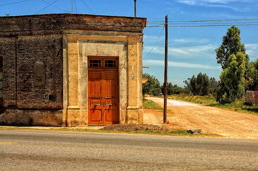 "una calle de pueblo" de Stella Maris Kippke