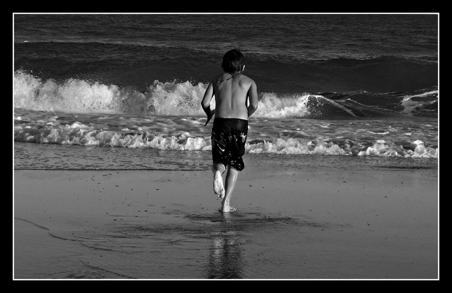 "corriendo al mar" de Ral Riba