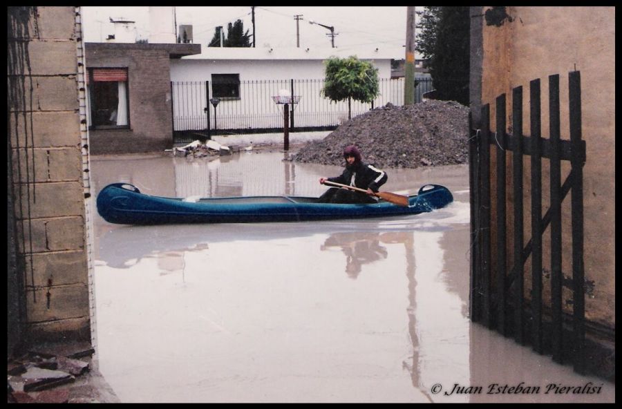 "FLOOD 1" de Juan Esteban Pieralisi