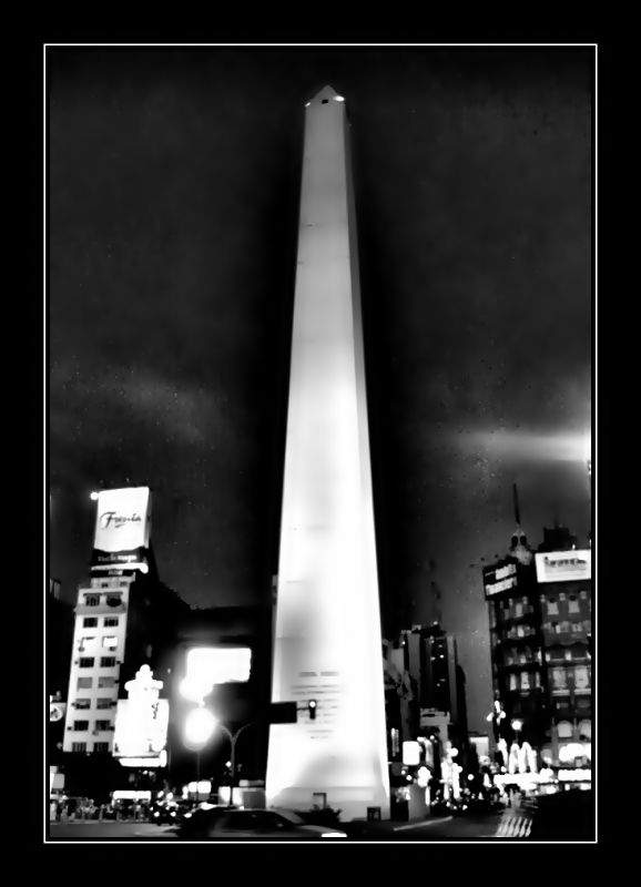 "Obelisco" de Ral Riba