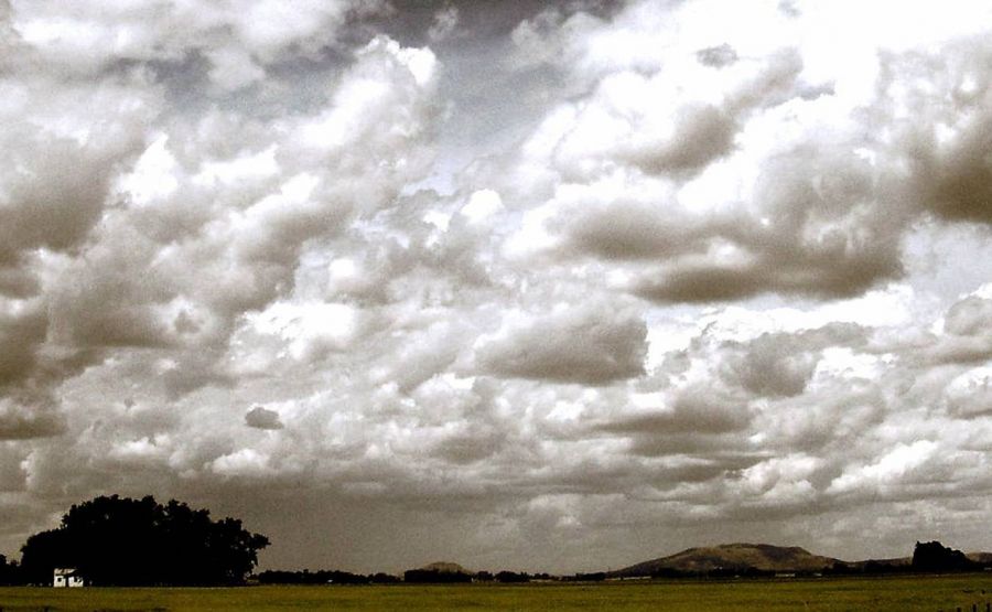 "Cuando el horizonte son las nubes" de Eduardo Ponssa