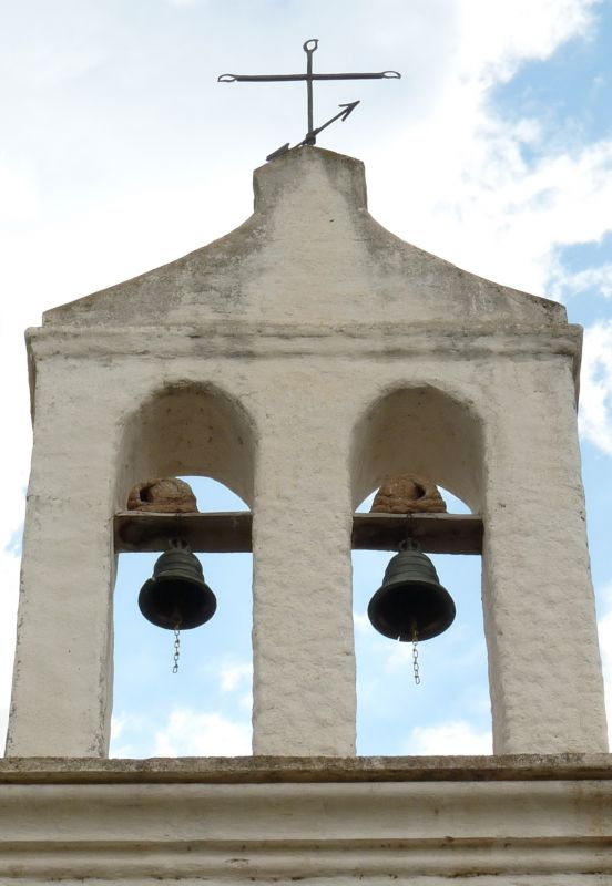 "Horneros de campanas" de Maria Susana Polizzi