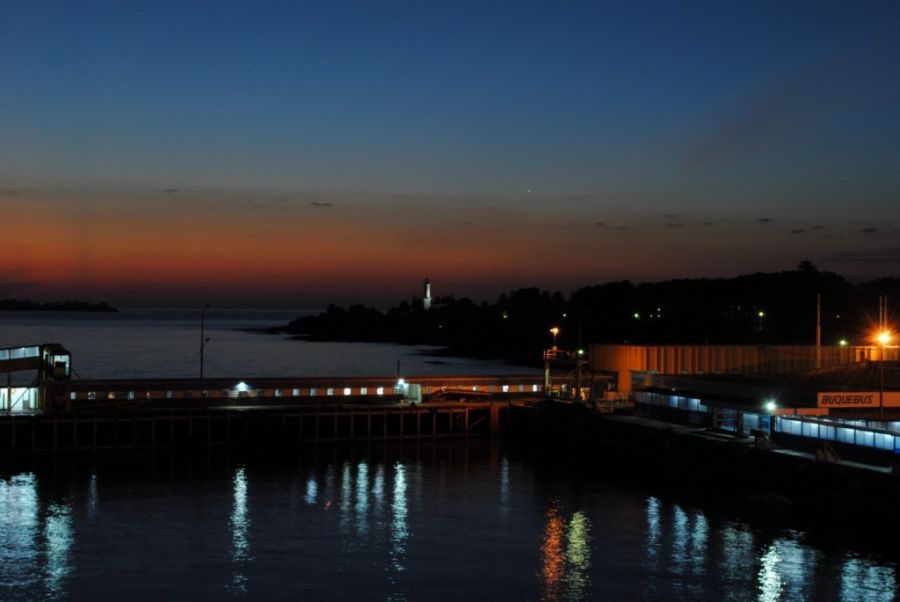 "Muelle de noche" de Diego Galndez