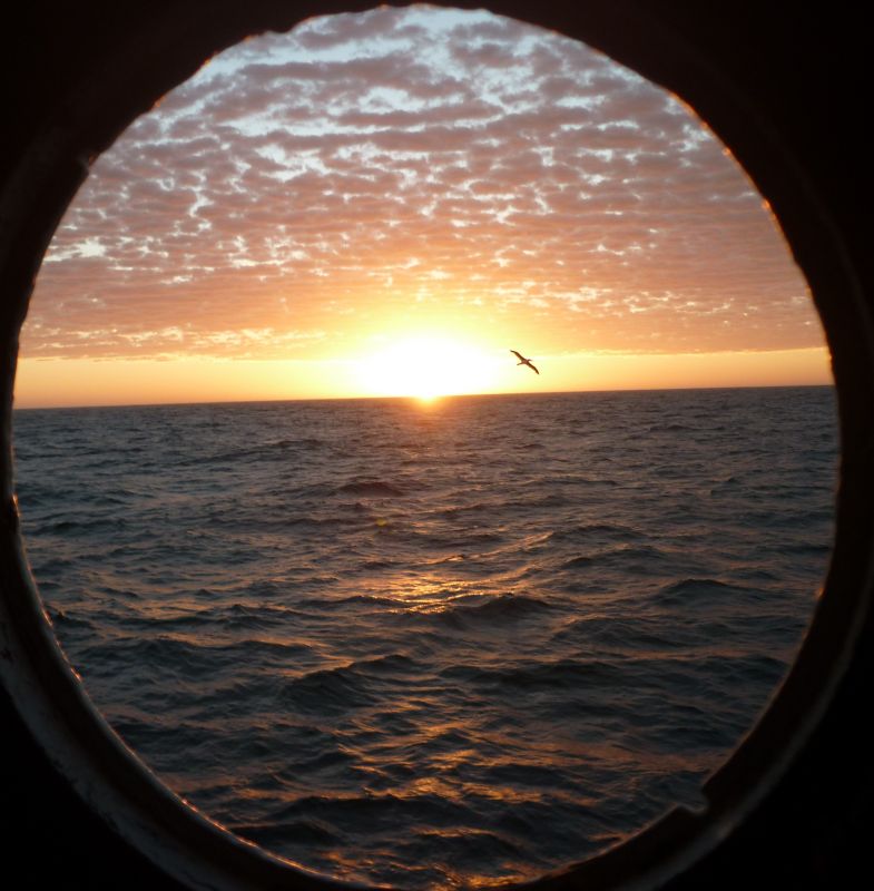 "amanecer en el mar" de Carlos Alberto Novo