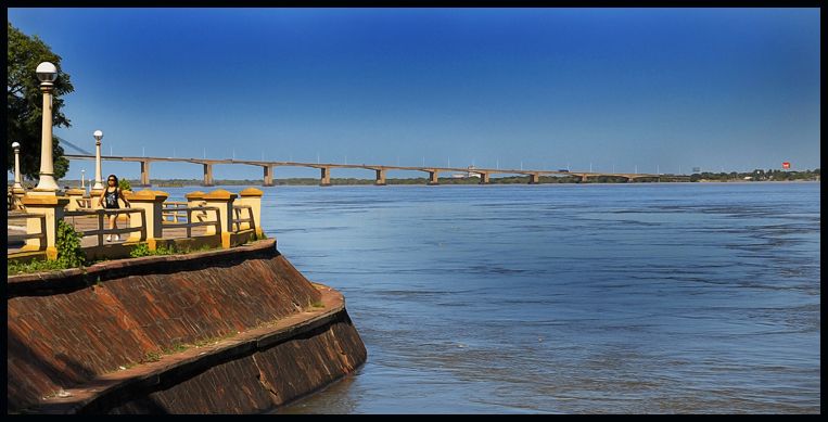 "Costanera y puente" de Ivn Aybar