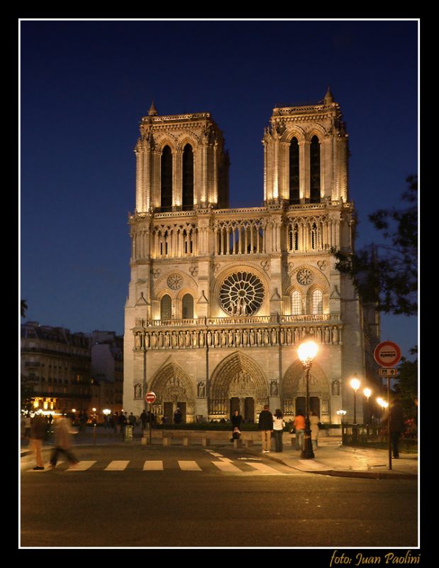 "NOTRE DAME - Paris" de Juan Antonio Paolini