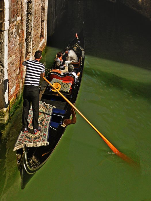 "GNDOLA-Venecia" de Juan Antonio Paolini