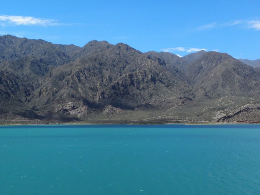 "HERMOSA MENDOZA" de Marcelo Ortolan