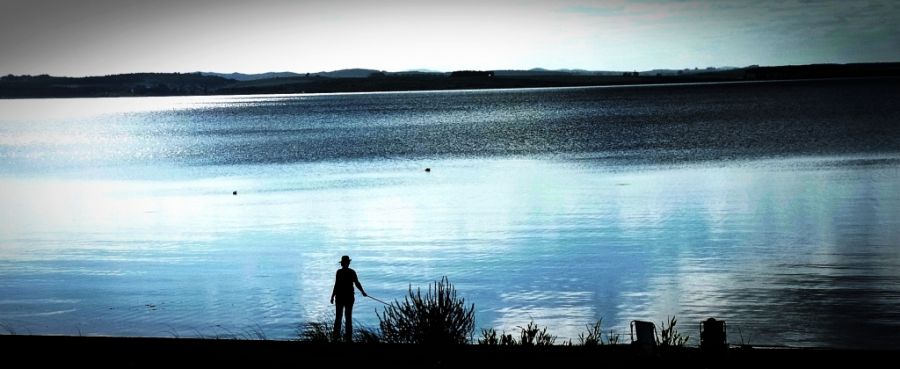 "pesca, siesta y mate..." de Fernando Oscar Colussi