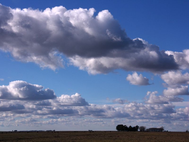 "Nubes en perspectiva" de Eli - Elisabet Ferrari