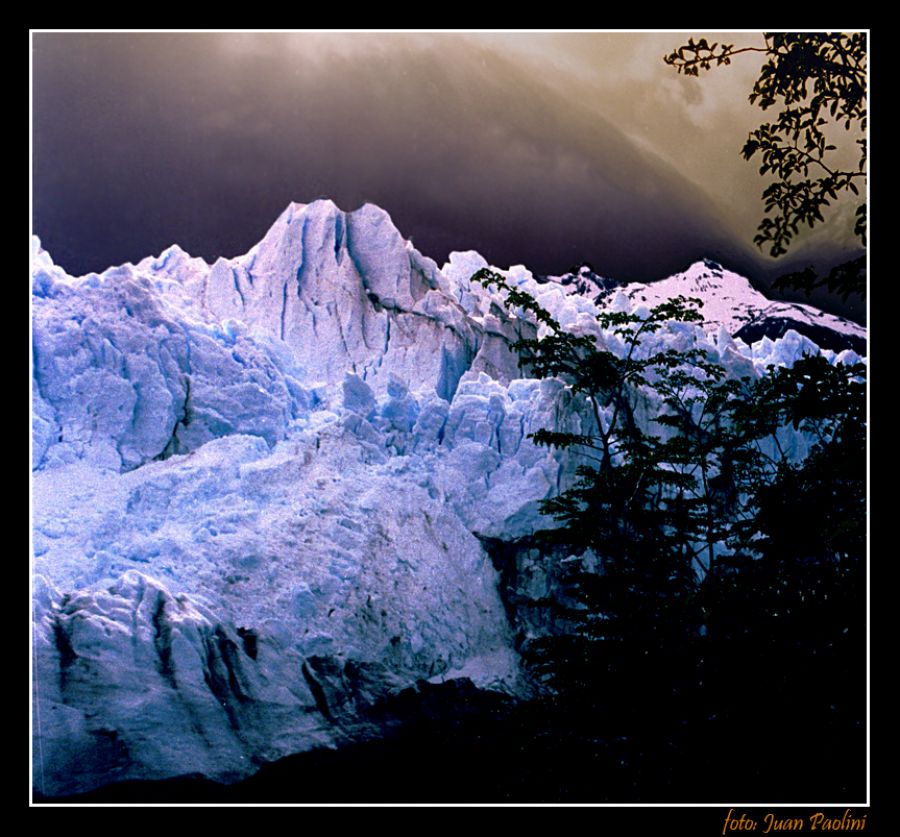 "PERITO MORENO" de Juan Antonio Paolini