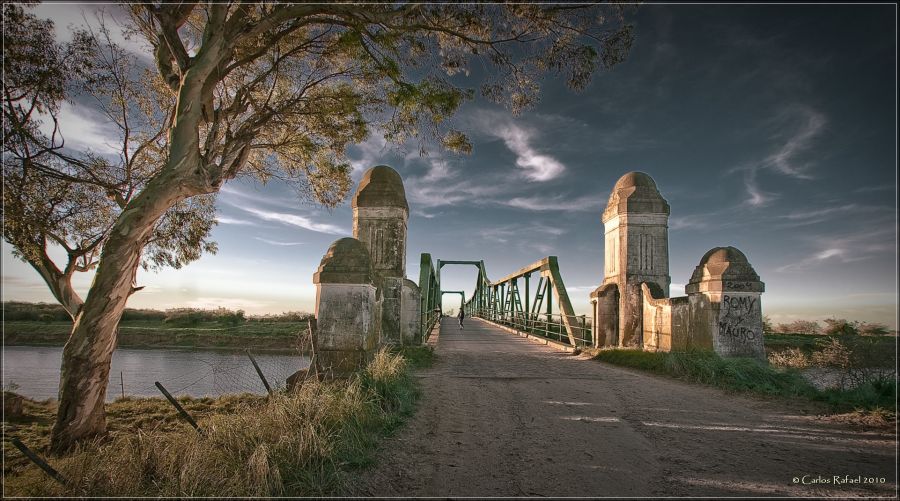 "Puente de Pascuas" de Carlos Rafael