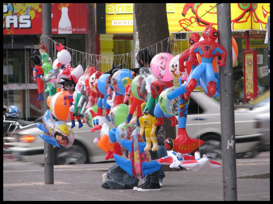 "MULTICOLOR" de Juan Esteban Pieralisi