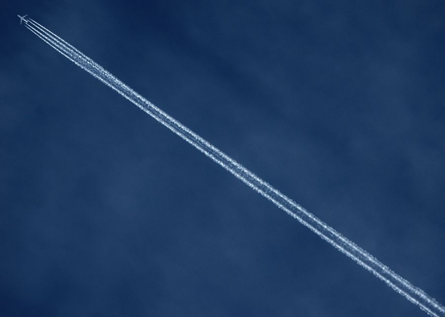 "Cruzando el cielo" de Arturo Rey