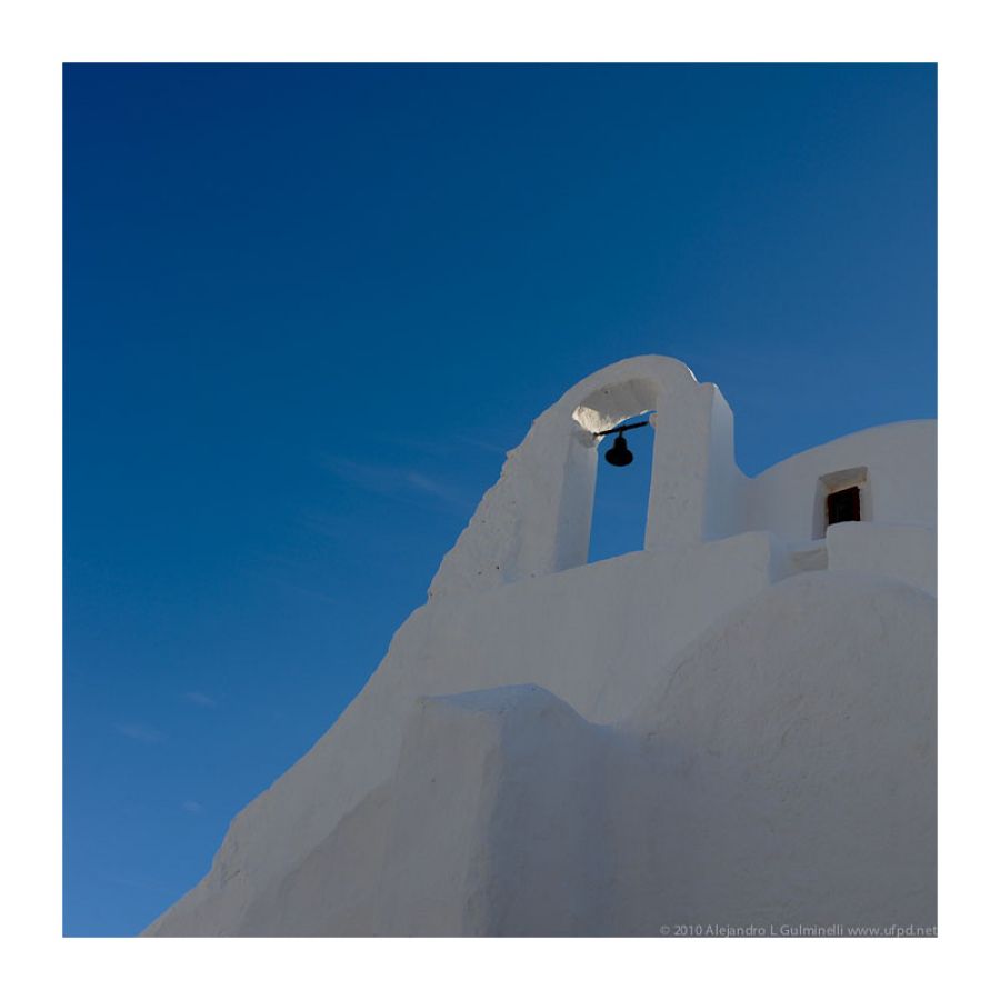 "mykonos" de Alejandro Gulminelli