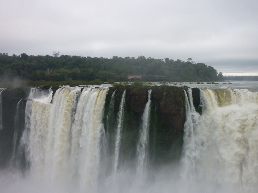 "iguazu" de Carlos Alberto Novo