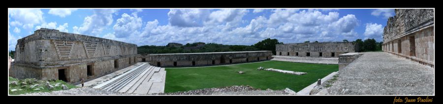 "RUINAS MAYAS- Uxmal" de Juan Antonio Paolini