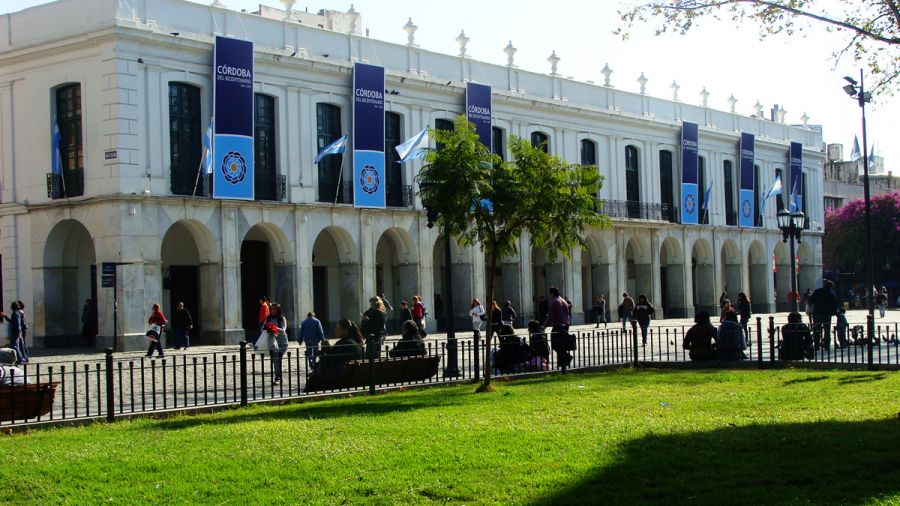 "El cabildo Cordoba" de Yenhy Flores